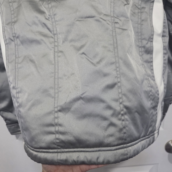 Spyder XT.L Girl Reflective Silver & White Waterproof Winter Ski Jacket Size 14 - Picture 5 of 16